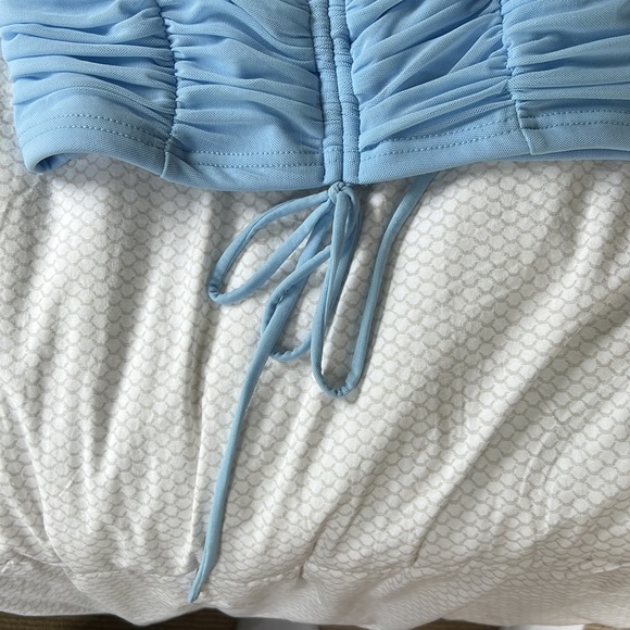 𝘰𝘧𝘧 𝘵𝘩𝘦 𝘴𝘩𝘰𝘶𝘭𝘥𝘦𝘳 𝘣𝘭𝘶𝘦 𝘵𝘰𝘱 𝘴𝘤𝘳𝘶𝘯𝘤𝘩𝘦𝘥 - Picture 3 of 3